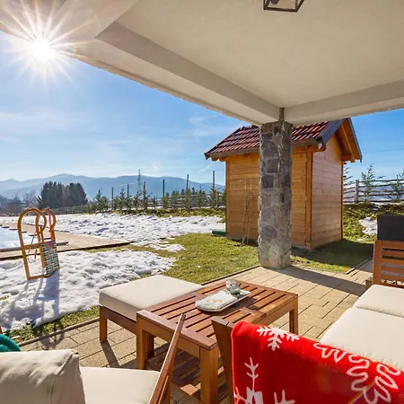 Villa Log Mountain Mama Ravna Gora