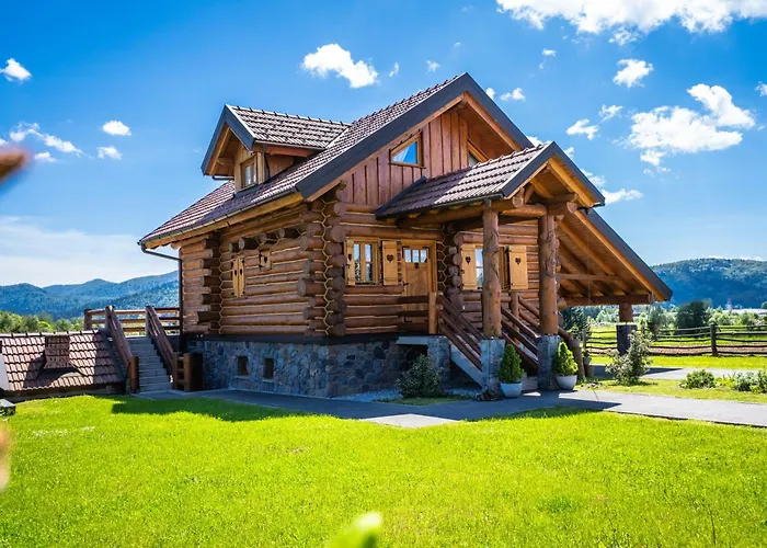 Log Mountain Mama Villa *