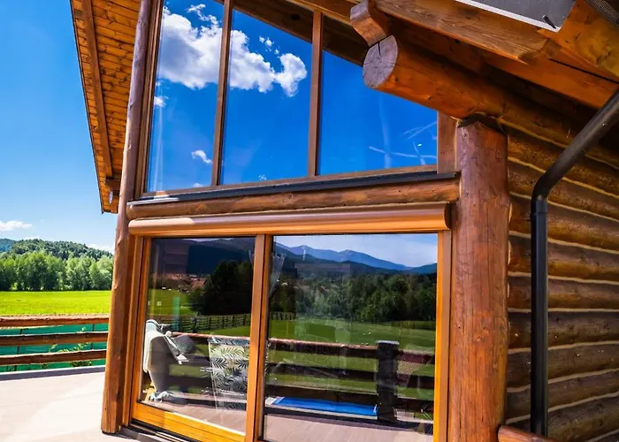 Log Mountain Mama Villa *